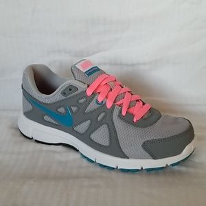 Nike Revolution 2 Sneakers Grey W